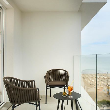 Hotel Pelikan Lignano Sabbiadoro Exterior foto